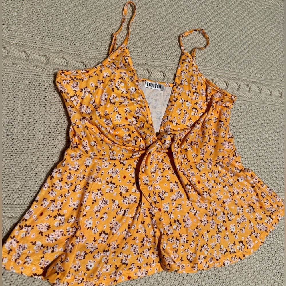 Yellow Floral Print Women’s Crop SZ L